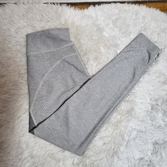 NWOT OUTDOOR VOICES Size Small Leggings 7/8 Heather Gray Warm Up Colorblock - Picture 11 of 13